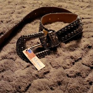 B.B. Simon with Swarovski crystals horseshoe belt. BNWT.